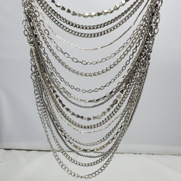 Bijou Drive  silver chain and beaded necklace 18 strands - Picture 3 of 8